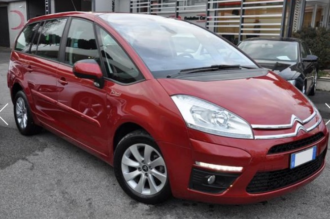 Left hand drive CITROEN C4 GRAND PICASSO 1.6 HDI 110 BHP SEDUCTION ITALIAN REGISTERED